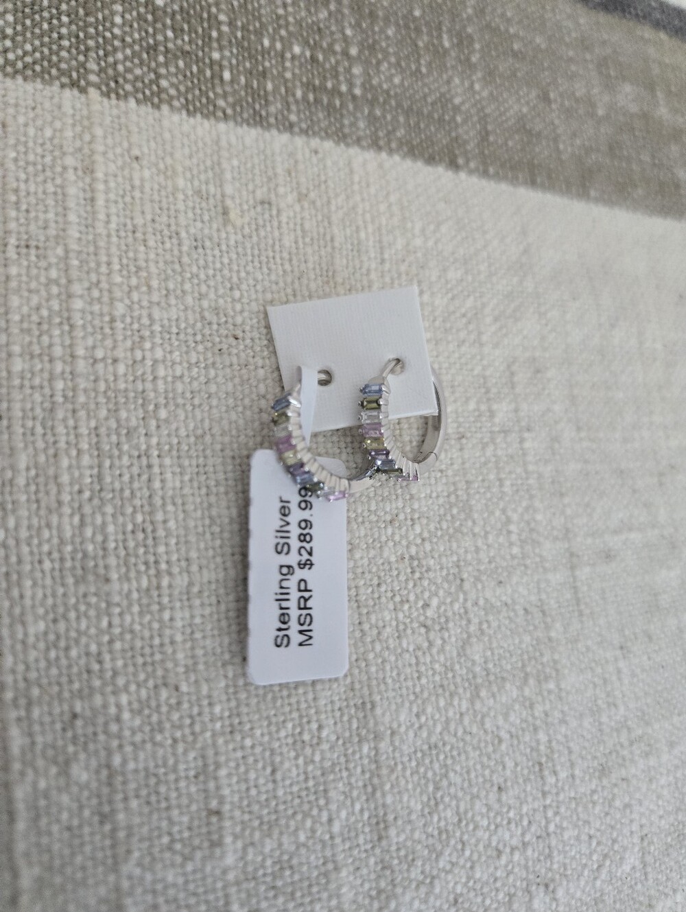 Sterling Silver NWT Pastel Rainbow Hoop Earrings - Multicolor - Picture 3 of 6